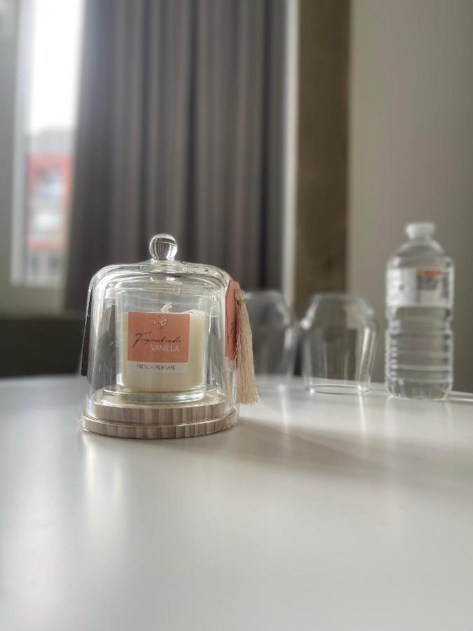 Prachtige In Centrum Met Badkamer ! Appartement