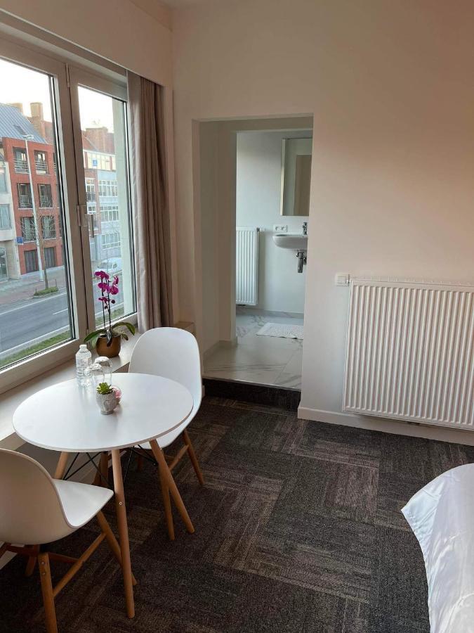 Prachtige In Centrum Met Badkamer ! Appartement Brugge